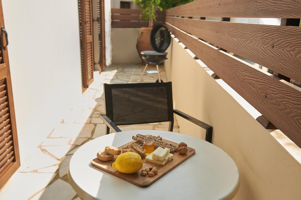 2 Bedroom Villa With Heated Swimming Pool-Spa Whirlpool-Bbq! Melidhónion Exteriör bild